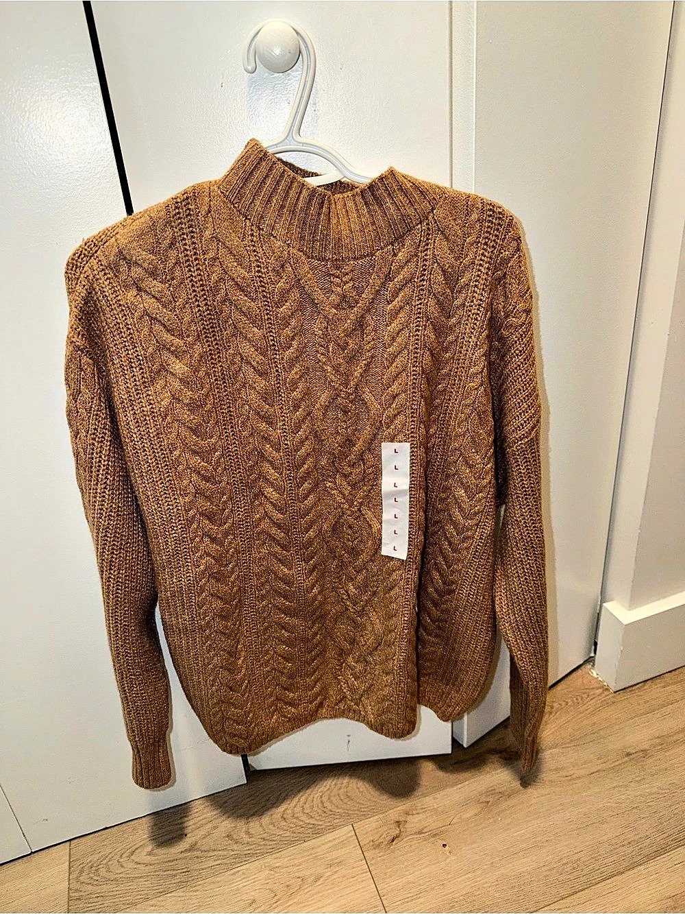 Old Navy ran sweater-nwt